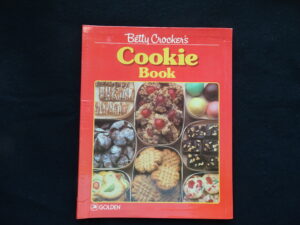 BGB- Betty Crocker's Cookie Book- 1984